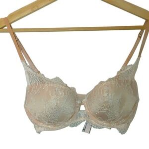 Victoria's Secret Lined Plunge Bra Light Pink Eyelash Lace‎ 32C Demi Cup Cream